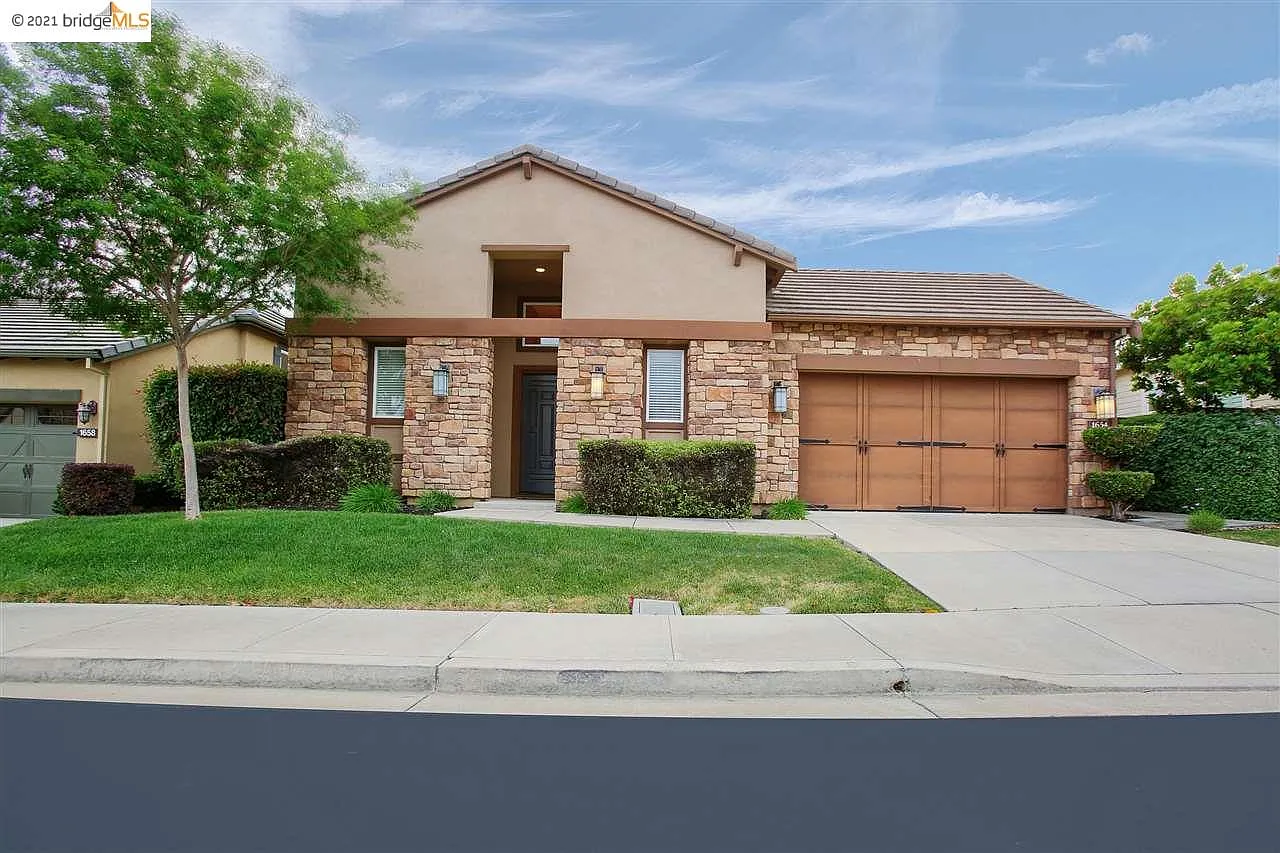 1654 Gamay Ln photo 1