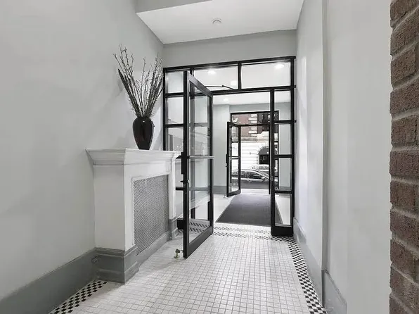 343 E 66th St, New York, NY