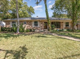 1011 Springbrook Dr, Plano, TX 75075
