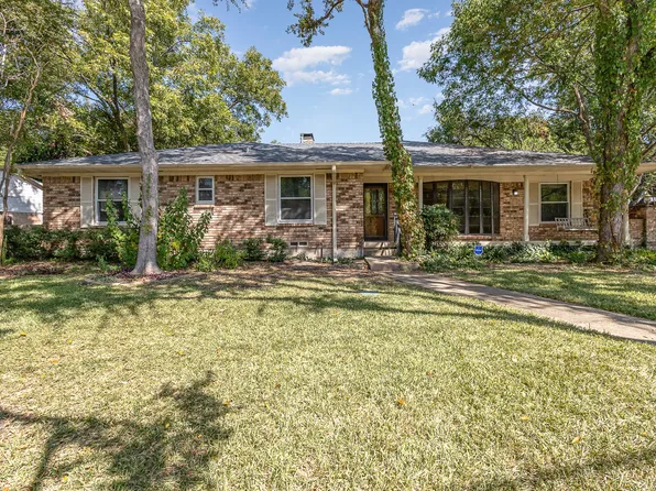 1011 Springbrook Dr, Plano, TX 75075