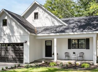 234 W Jefferson St, Newaygo, MI