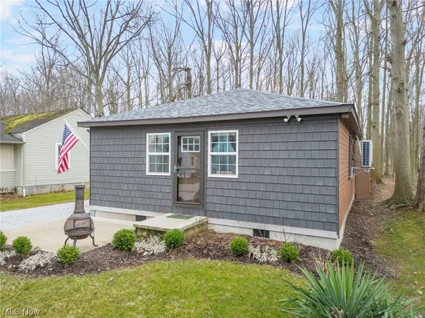 5164 Fairfax Dr, Geneva, OH 44041