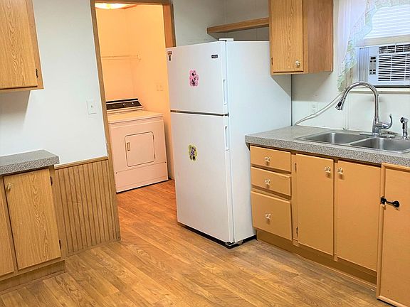 5th image of 326 Susong Dr
