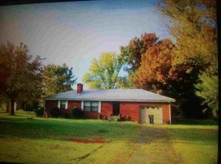 7821 E Andrew Johnson Hwy, Whitesburg, TN 37891