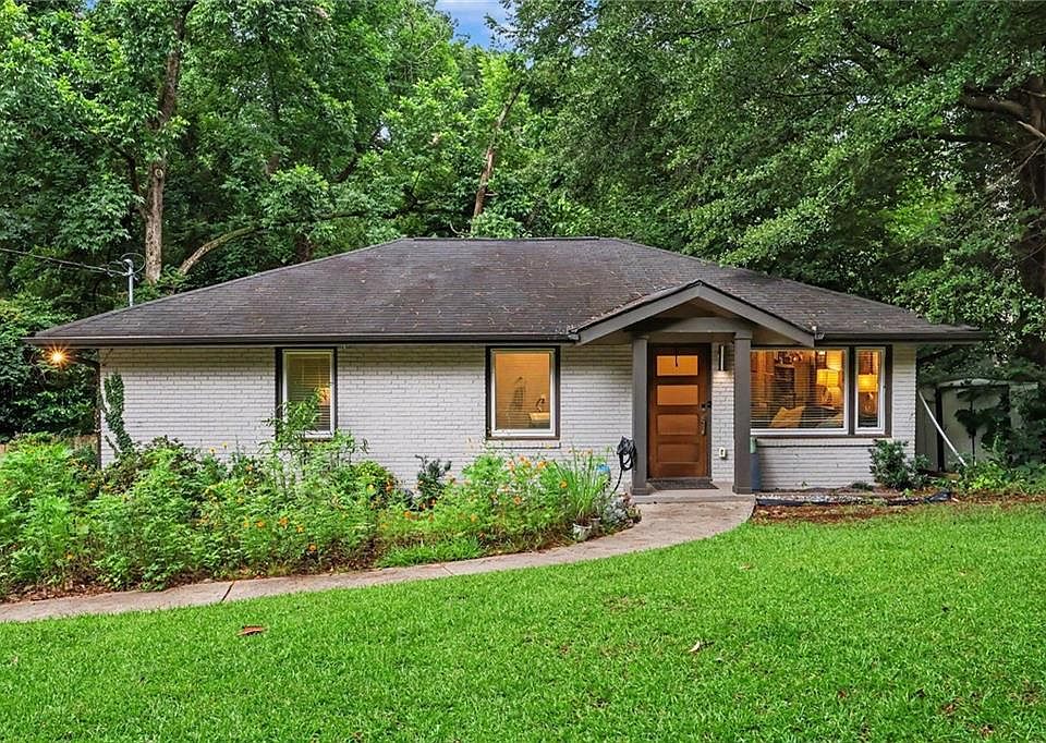 1st image of 2041 E Lilac Ln