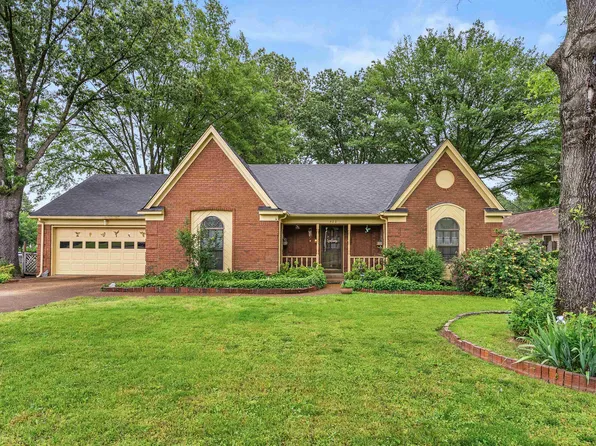 520 W Regis Pl, Cordova, TN 38018