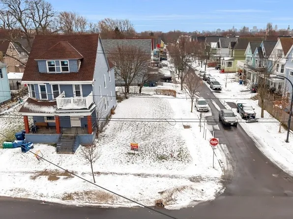 393 Hampshire St #1, Buffalo, NY 14213