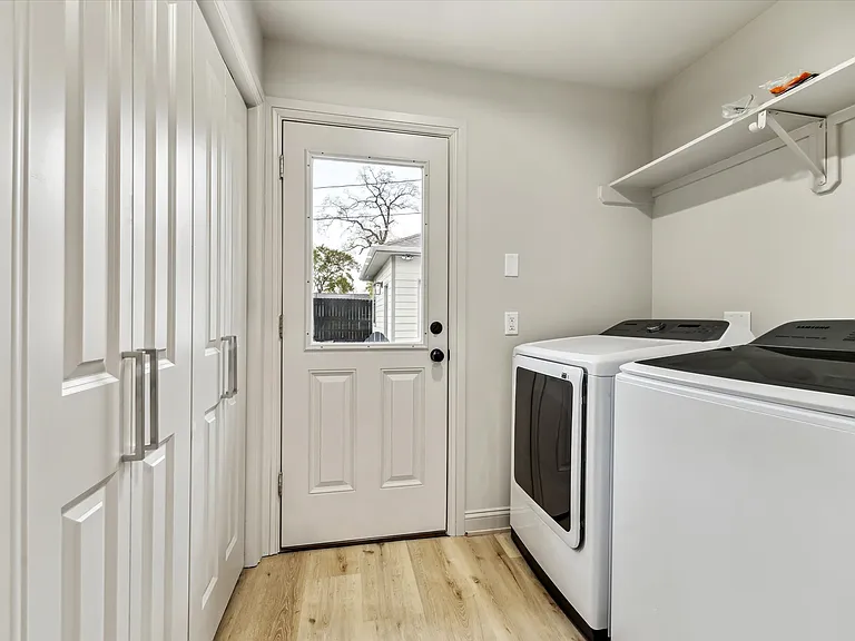 5615 Cerritos Dr — Photo 21