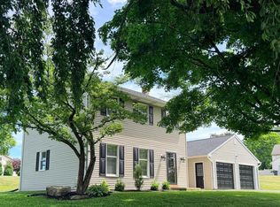 23 Sherrard Dr, Willow Street, PA 17584