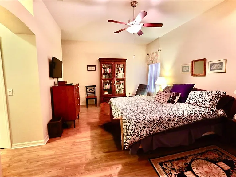 532 Carrera Dr — Photo 9