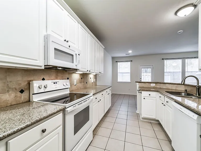 246 W Stedhill Loop — Photo 9