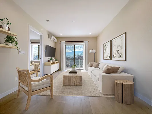 Rented by Bohemia Realty Group | media 12