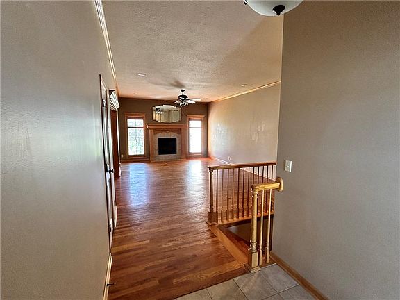 5th image of 1701 NW Asbury Ct