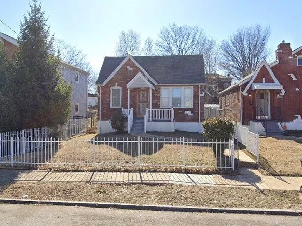 2218 Farrar St, Saint Louis, MO 63107