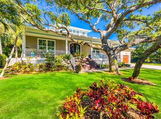 2 Fieldway Dr, Sewalls Pt, FL 34996