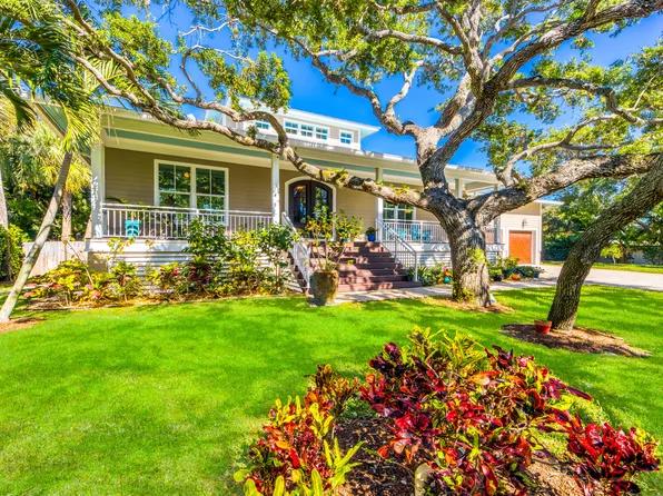 2 Fieldway Drive, Sewalls Point, FL 34996