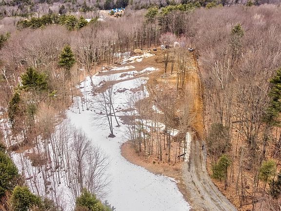 5th image of Plummer Hill Road