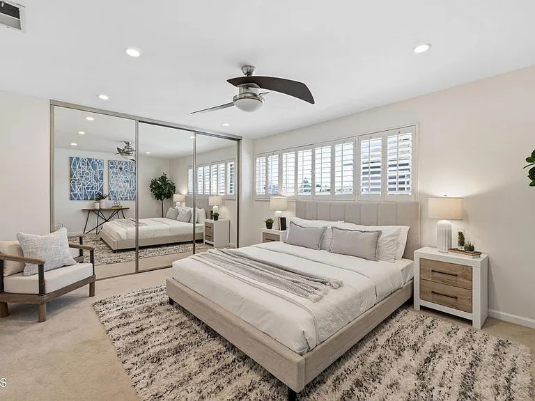 1140 Manhattan Beach Blvd #D — Photo 15