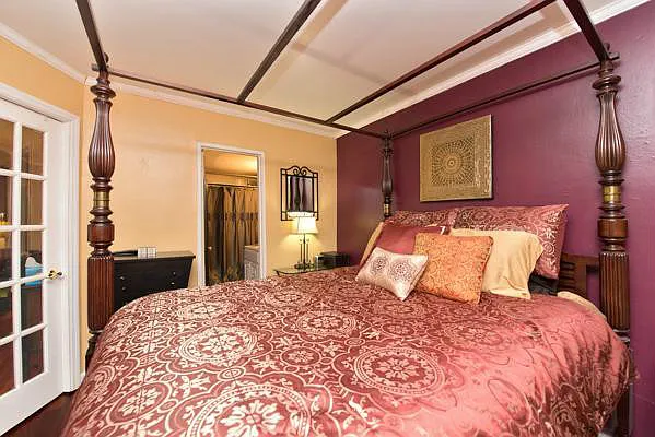 Rented by Keller Williams NYC | media 18