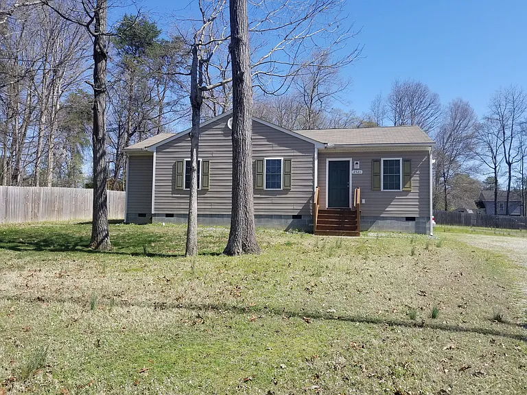 2521 Gravel Hill Rd — Photo 1