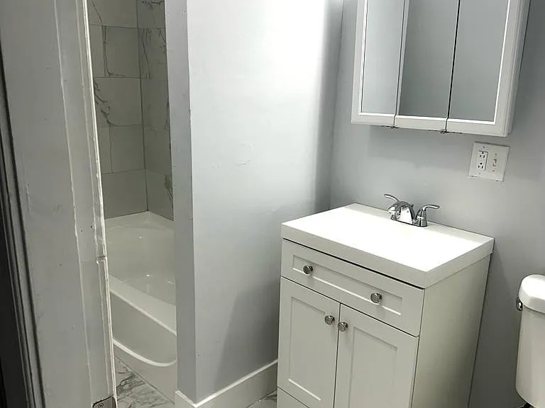 19 Seymour St #3 — Photo 7