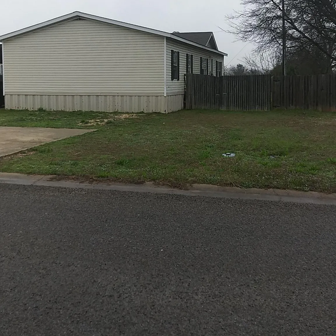 302 Opal Circle — Photo 3