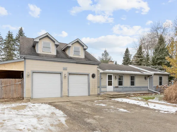 1011 Circle Ct, Marengo, IL 60152