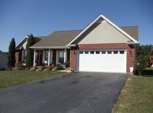 3405 Northwind Dr, Cookeville, TN 38506