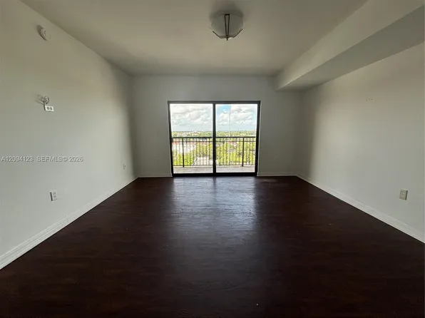 4242 NW 2nd St APT 813, Miami, FL 33126