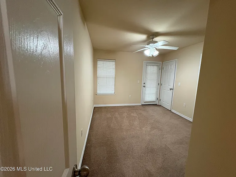 8104 Laredo Ave #D — Photo 4