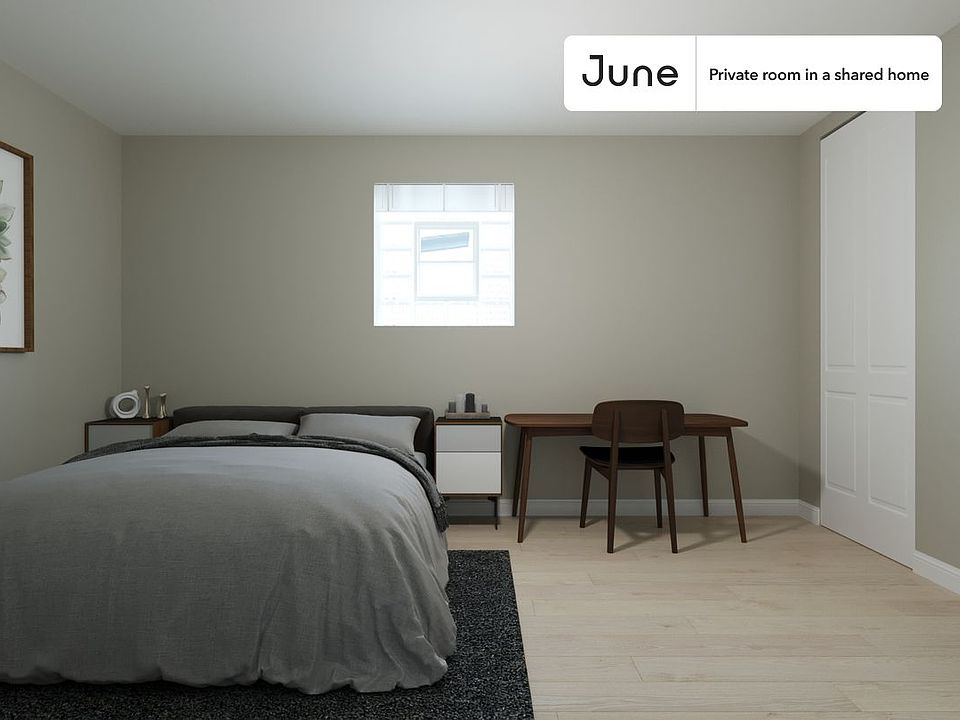 1st image of 3020 N Sawyer Ave #C