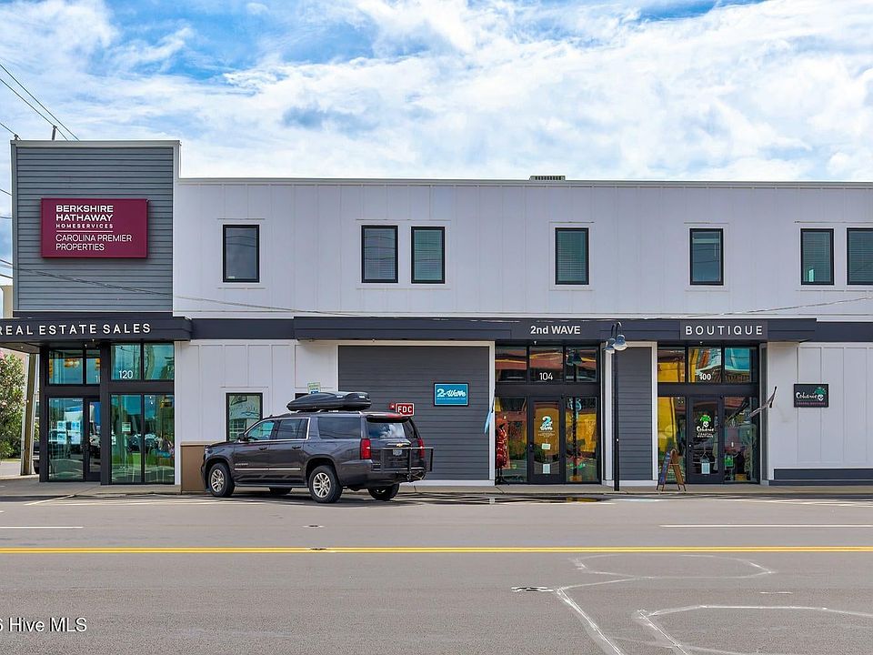 1st image of 120 N Lake Park Blvd #200