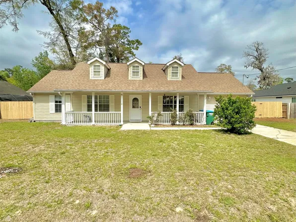 16 Pueblo Trl, Crawfordville, FL 32327