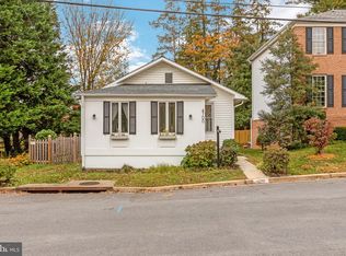 4700 Bayard Blvd, Bethesda, MD 20816