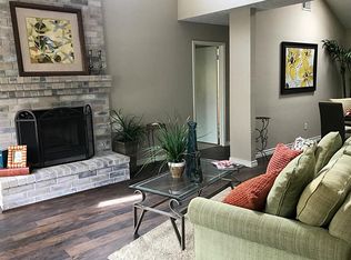 8647 Vinkins Rd, Houston, TX 77071