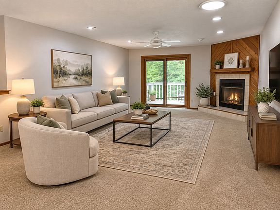 4th image of 5811 Elaine Dr #0