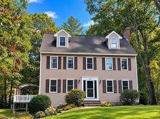 25 Peaslee Court, Hampstead, NH 03038