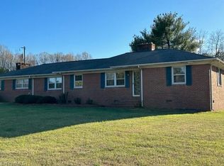 4118 Groometown Rd, Greensboro, NC 27407