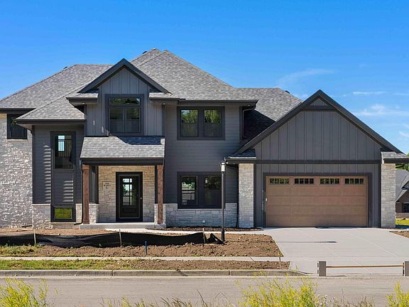 3rd image of N66W21075 Sweet Clover DRIVE