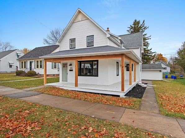 414 W 9th St, Kaukauna, WI 54130