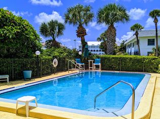 11650 Capri Cir S APT 201, Treasure Island, FL 33706