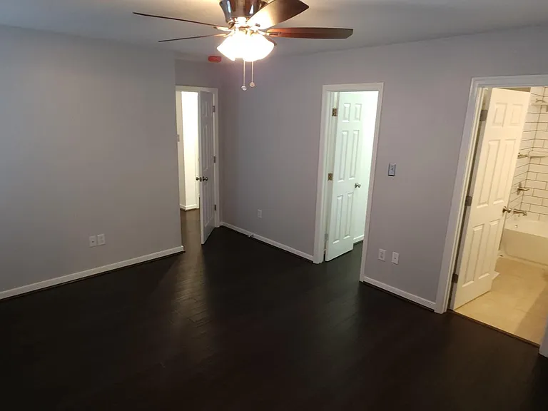 6917 Vanderbilt Ave — Photo 10
