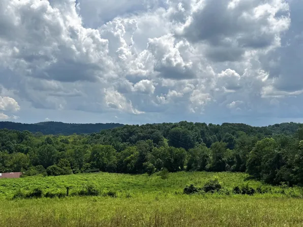Country Dr, Kingsport, TN 37664