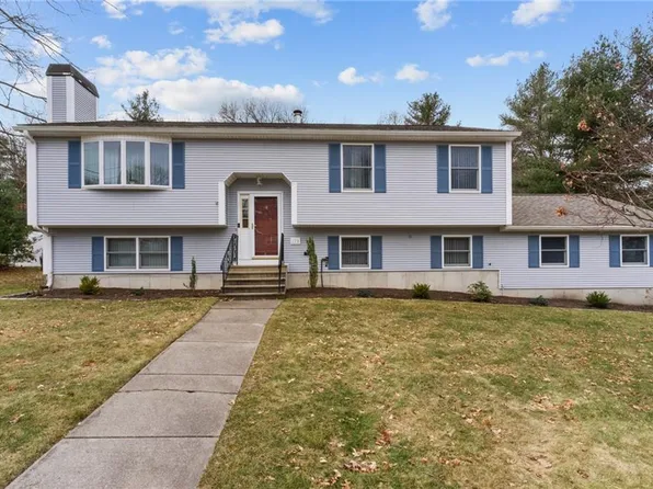 173 Lynne Ln, Burrillville, RI 02839