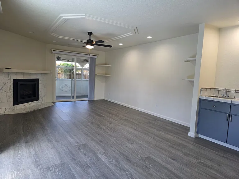 4611 Harmony Pl — Photo 10