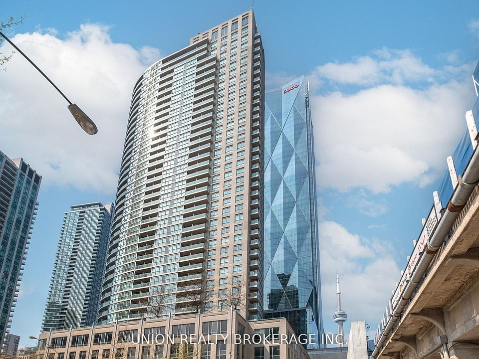 1st image of 18 Yonge St #606