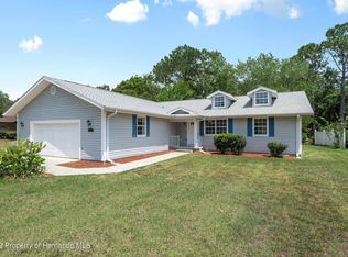 7 Mangrove Ct S, Homosassa, FL 34446