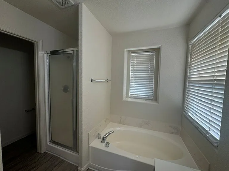 207 Harkin Cir — Photo 15