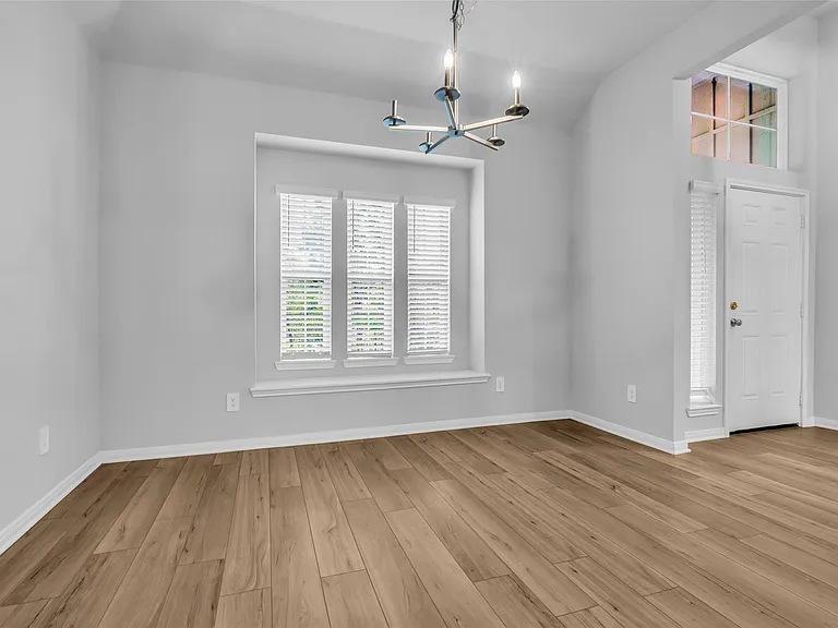 3430 Redbridge Ct — Photo 7