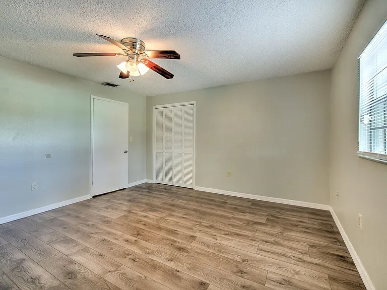 3514 Sarah St — Photo 2
